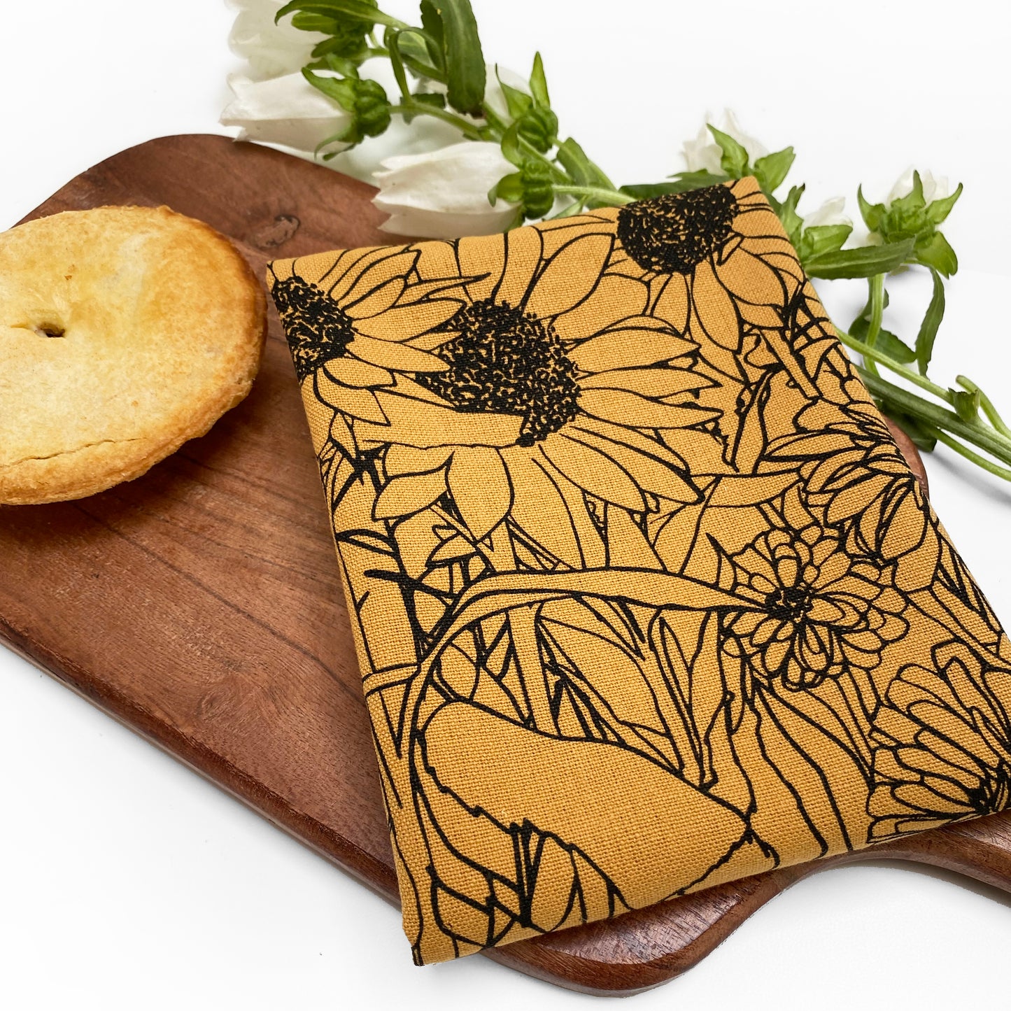 Beauty of the season botanical artisan tea towels set